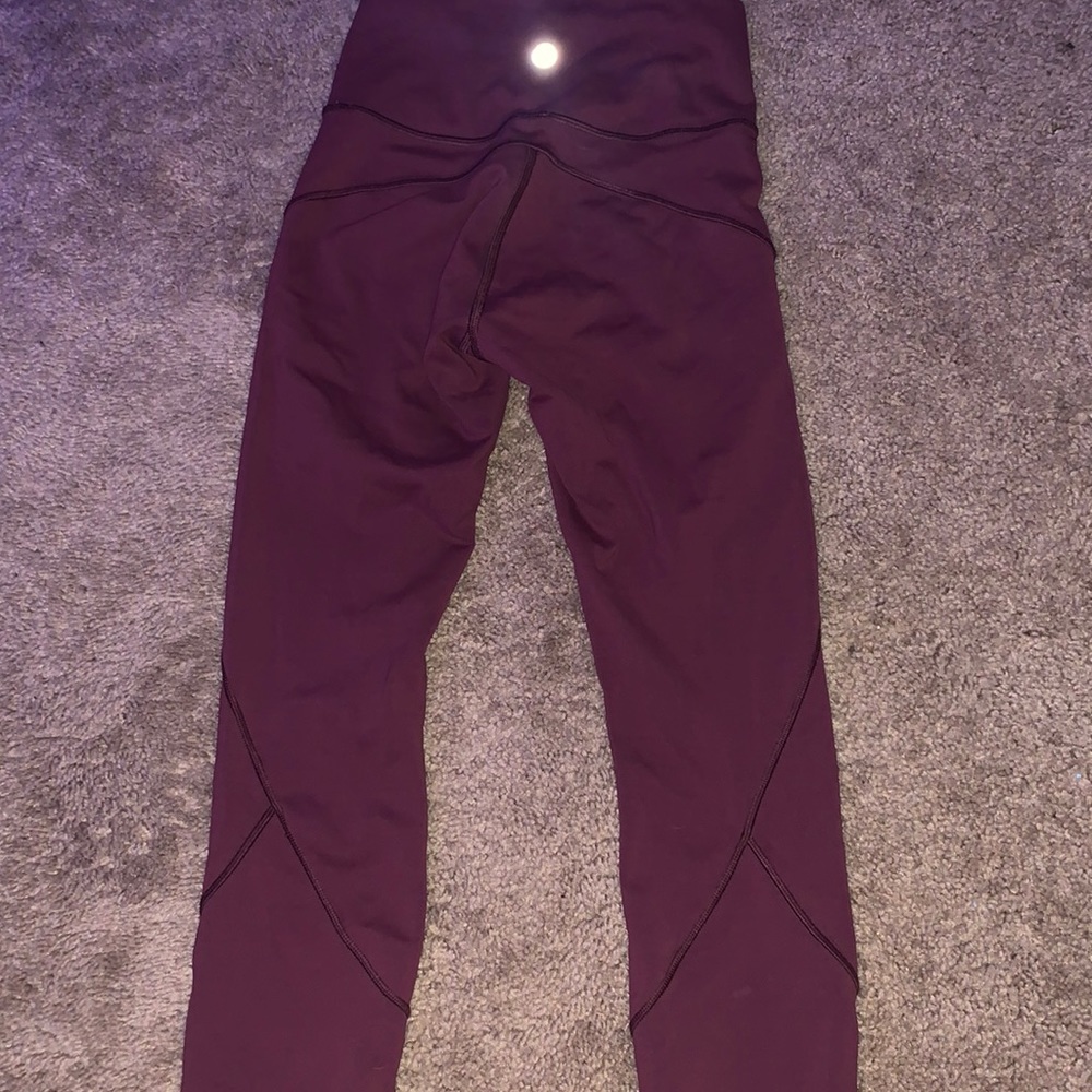 COPY - lululemon cropped leggings